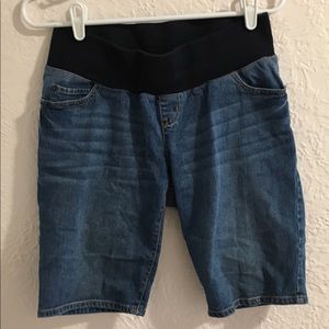 DONATING 5/31/21 3 for $15 - Maternity shorts